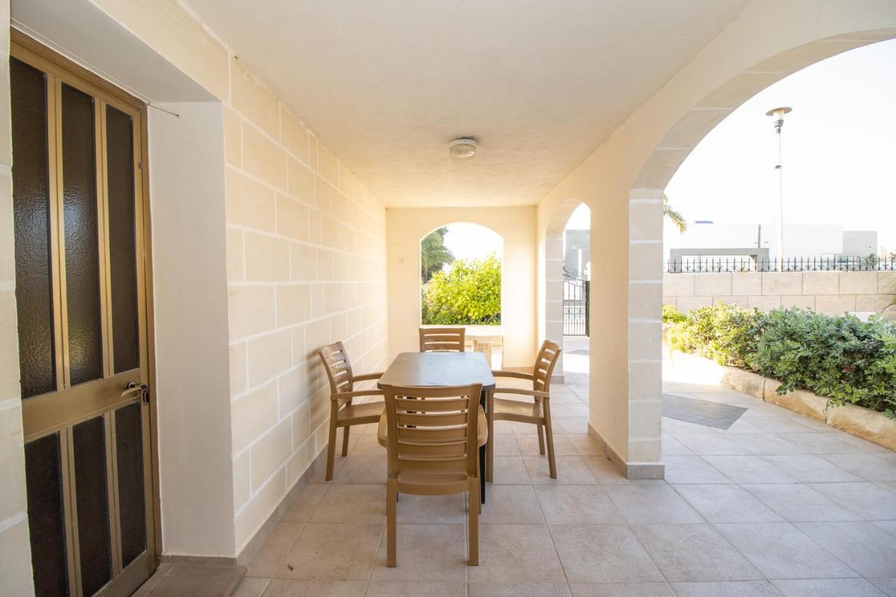 Tranquil Villa Apartments Units Mellieħa Eksteriør bilde