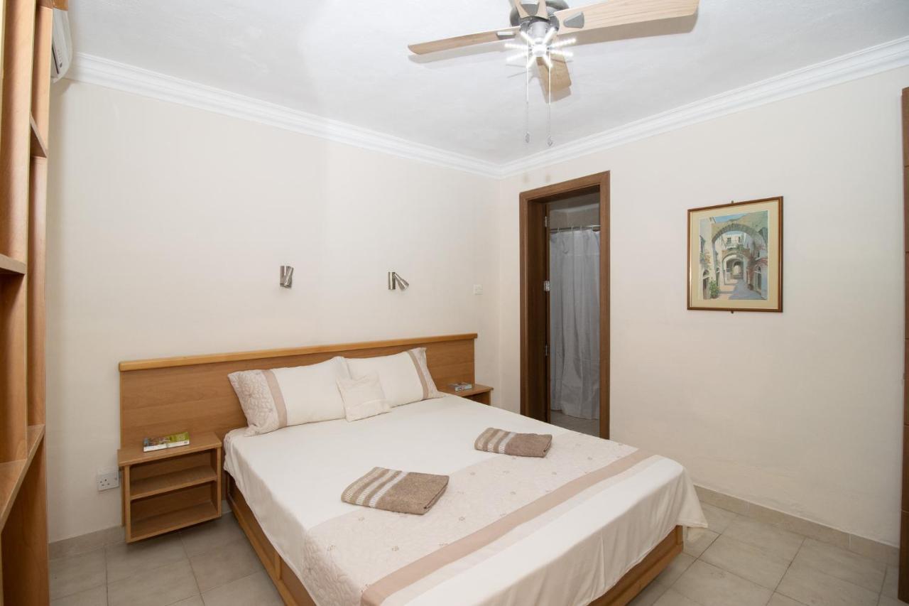 Tranquil Villa Apartments Units Mellieħa Eksteriør bilde