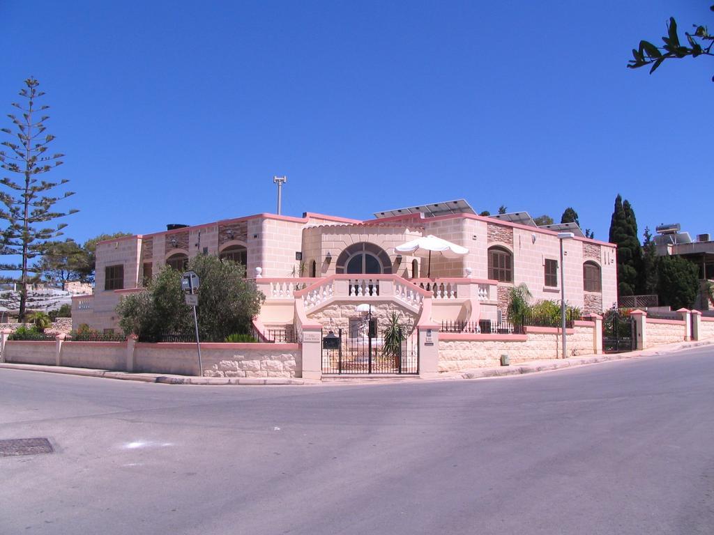 Tranquil Villa Apartments Units Mellieħa Eksteriør bilde